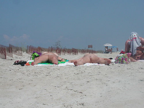 free totally naked beach voyeur movies pics: island,  nudebeach,  merrit, florida