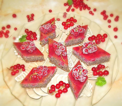 Red Currant - Poppy Cake by you.