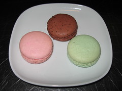 Trois Crepes Patisserie: Chocolate, raspberry and pistachio macarons (another view)