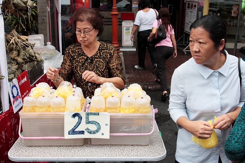 Street Vendor @ China Town, Bangkok, Thailand