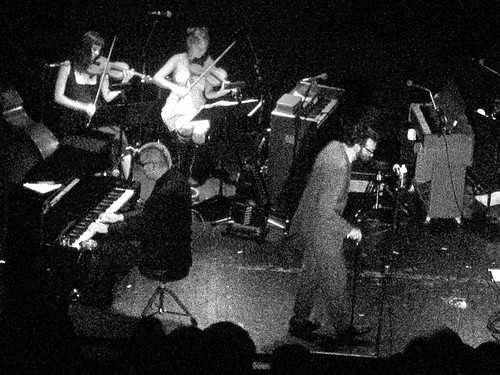 eels (with strings) - live @ somerville theater - june 29, 2005