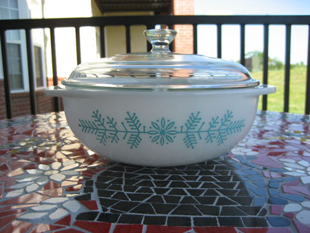 Pyrex Promotional Frost Garland