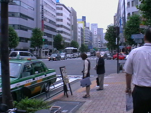 Tokyo Jalan2-papan tanda dimana2