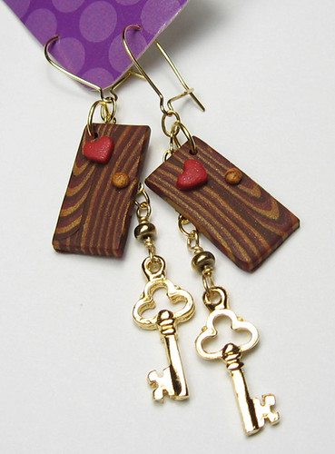 "Home is Where the Heart Is" earrings (pcagoe challenge)