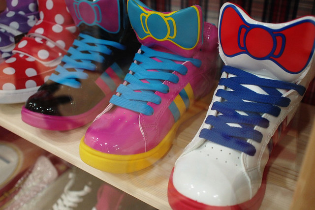 Hello Kitty Bow Sneakers