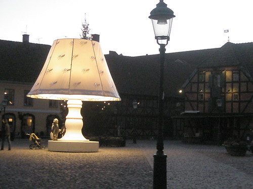 giant lamp.