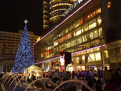 Central World - Merry X'mas & Happy New Year 2...