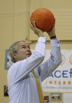Bush & the basketball game of doom, 6.16.08   10