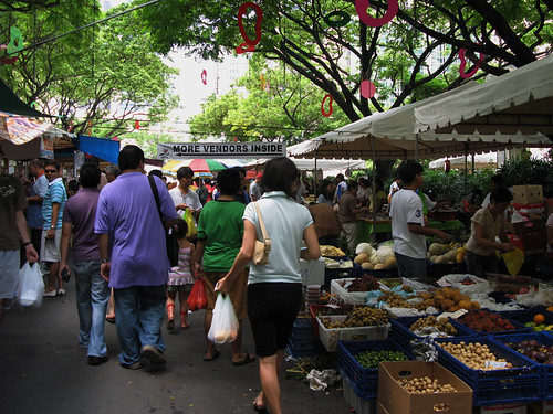 Salcedo Market - Human Traffic