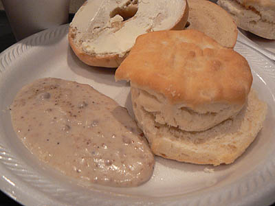 biscuits an'gravy.jpg