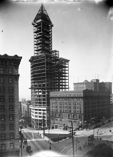 Smith Tower under construction, 1913
