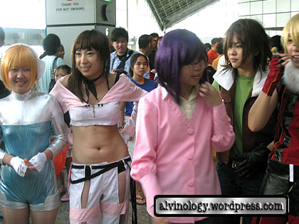 bunch of female cosplayers