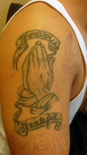 Size:322x500 - 102k: Praying Hands Tattoo