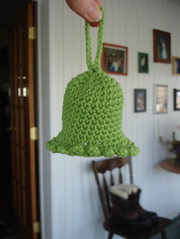 crochet bell