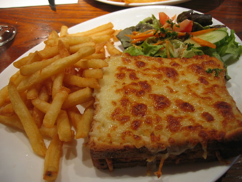 Croque monsieur and frites