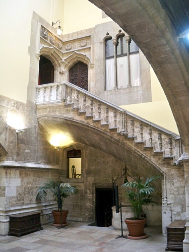 Stairs-Generalitat