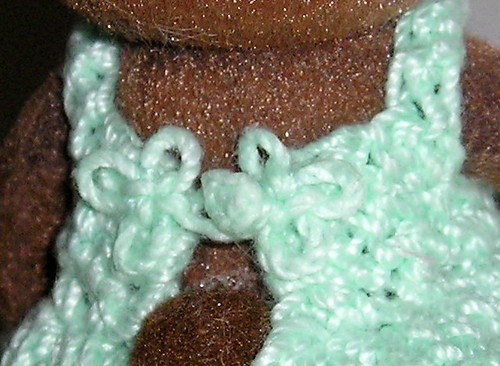 Button Knot up close.