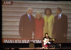 Kimya Sings in Obama