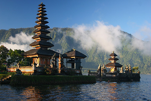 Bratan Lake, Bali por ©haddock.