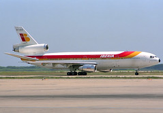 Iberia DC-10-30 EC-CEZ BCN 25/07/1989