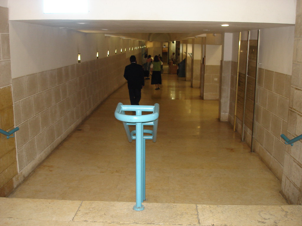 Hall leading to Rachel's Tomb