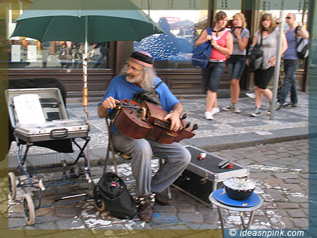 Street musician in Prague
