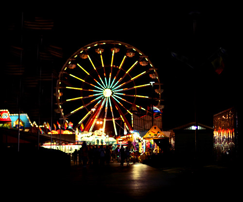 Lomo Ferris Wheel 2