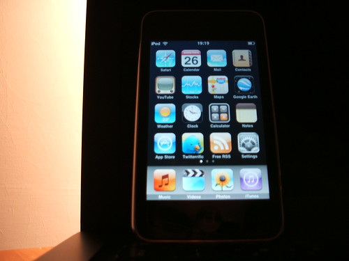 itouch 8gb 2g