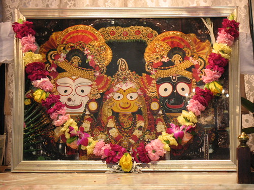 Sri Sri Jagannatha Baladeva and Subhadra por NityanandaChandra.
