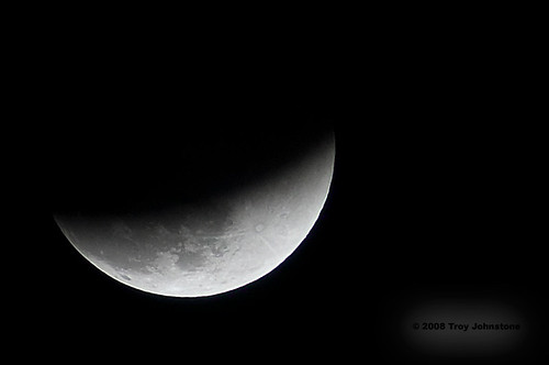 Lunar Eclipse - Out of Shadow