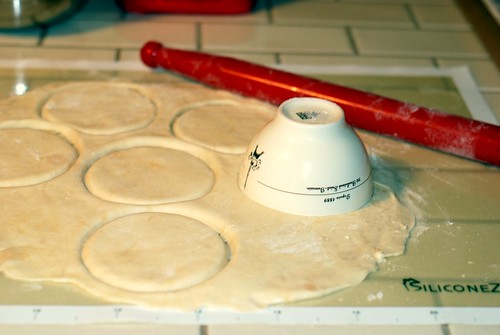 Cutting Pie Crusts