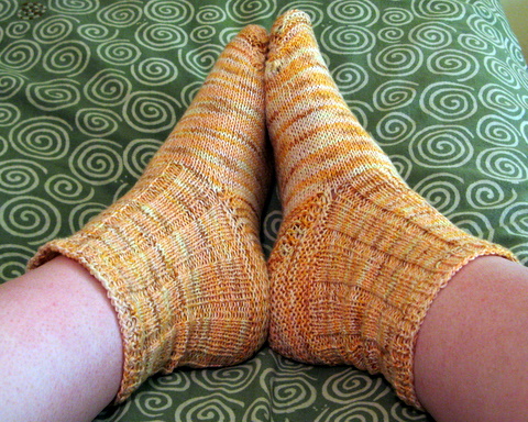 FO: Simple Seven socks
