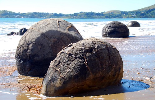moreki boulders