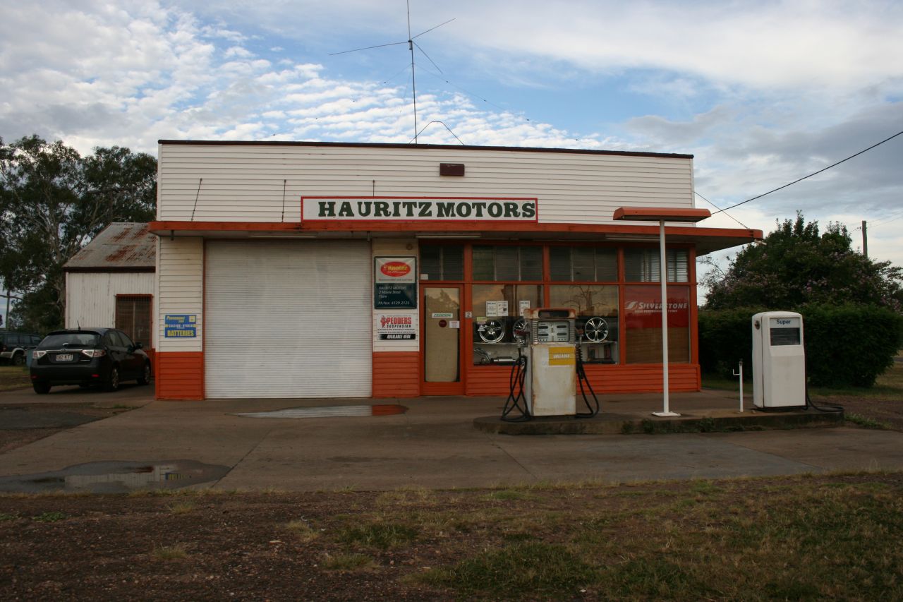 Hauritz Motors Lge