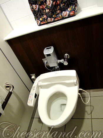 japanesetoilet2 by you.
