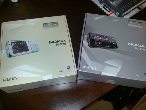 23/12/2008 - Nokia N79 and N85