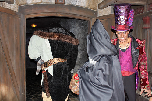 Dr. Facilier, Shan Yu and The Witch scare people leaving Phantom Manor
