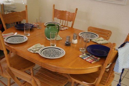 Table set -- cooking with Katie