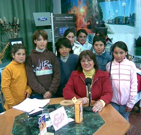 Marisel Ostera junto a sus alumnos
