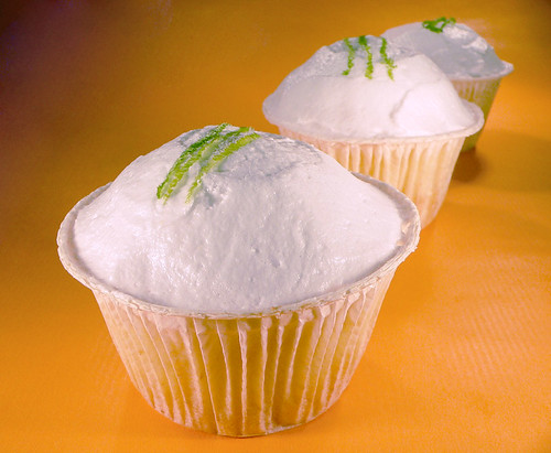 Limettenmuffins mit Marshmallow-Frosting