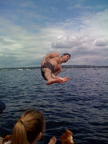 Man jumps into lake Washington during blue angels show.