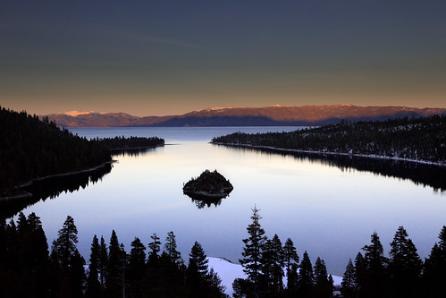 Emerald Bay before sunset (by Andrew Ng Images)