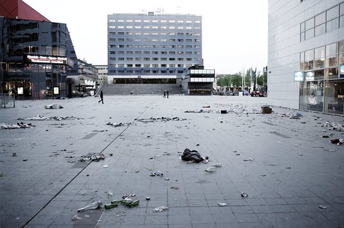 The Hague vs trash