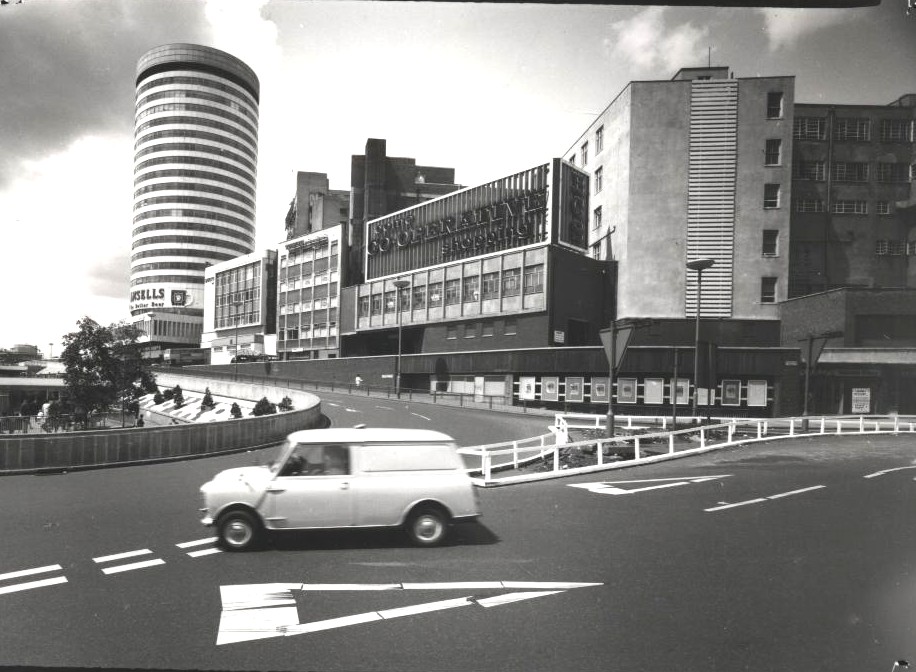 Birmingham - Old Bull Ring & Road System - SkyscraperCity