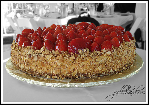 Wedding Cake Strawberry Cheesecake 
