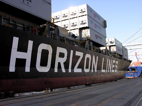 Horizon Lines ship