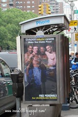 雀兒喜區-電話亭的同志廣告