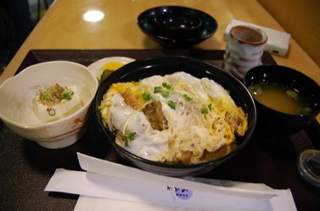 Lunch: Katsu-don @ Misasa