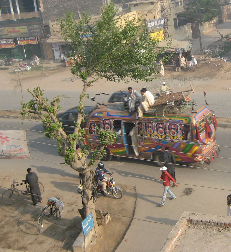Lahore Bus