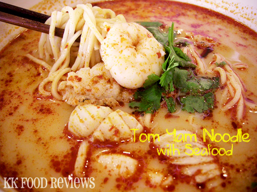Tom Yam Noodle with Seafood